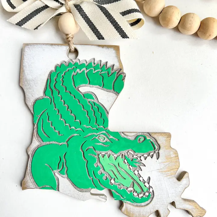 Louisiana alligator ornament, green.