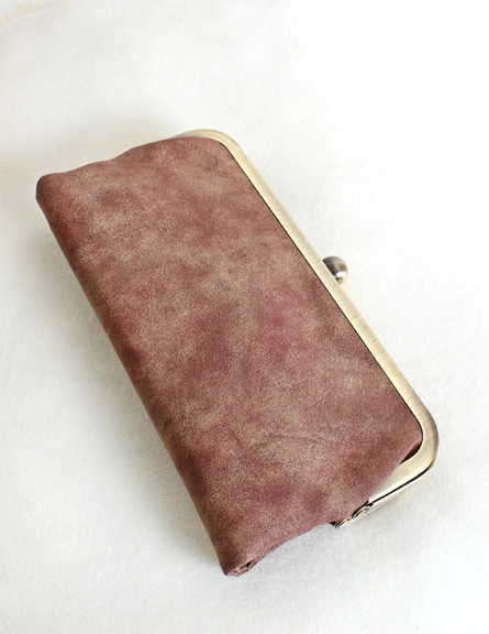 Kiss Lock Clutch Bag - Image 2